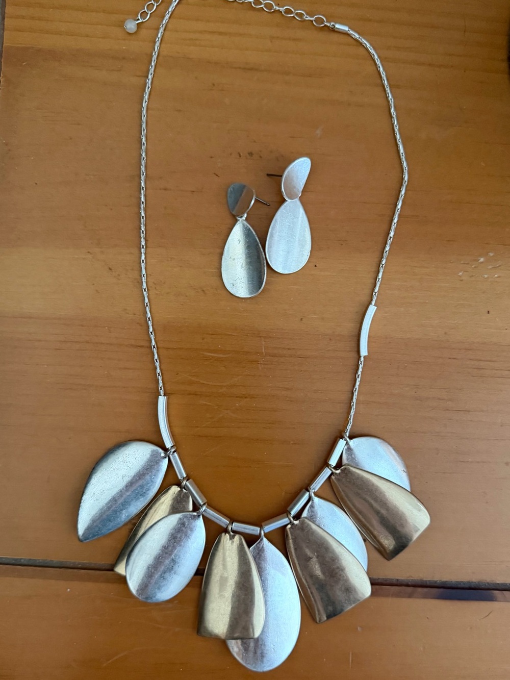 Two-Tone Silver and Gold Teardrop Statement Necklace with Matching Earrings